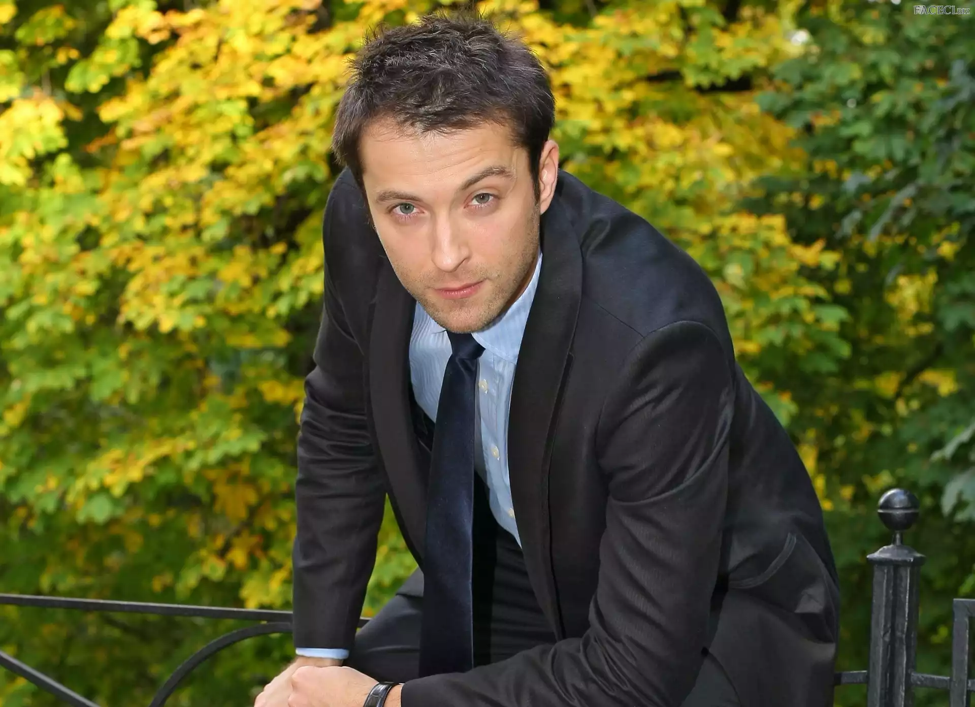 Aktor, Brzydula, Filip Bobek